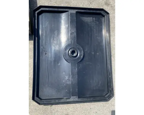 FREIGHTLINER CST 120 Battery Box