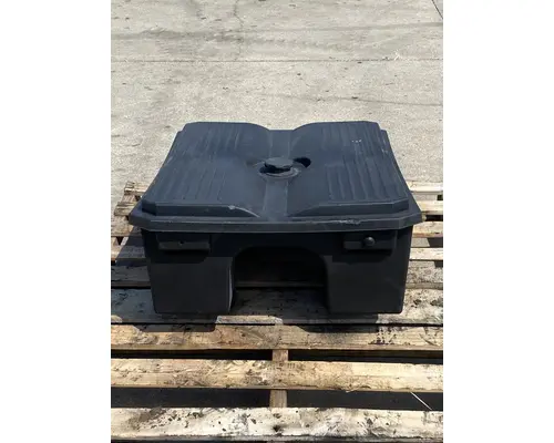 FREIGHTLINER CST 120 Battery Box