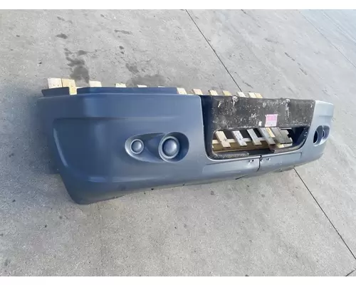 FREIGHTLINER CST 120 Bumper Assembly, Front