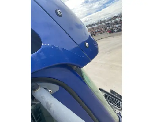 FREIGHTLINER CST 120 Cab