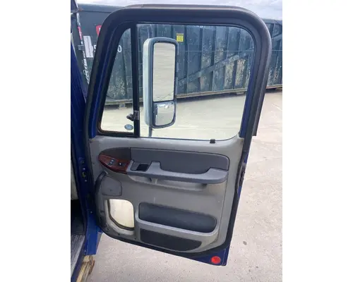 FREIGHTLINER CST 120 Cab