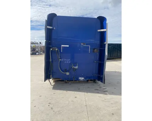 FREIGHTLINER CST 120 Cab