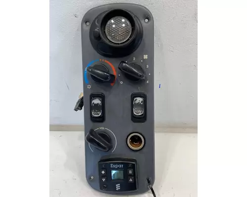 FREIGHTLINER CST 120 Climate Control