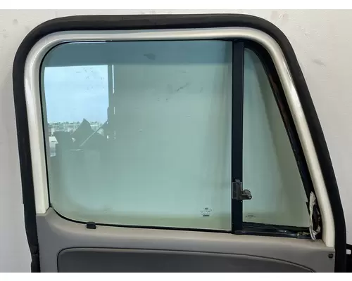 FREIGHTLINER CST 120 Door Assembly, Front
