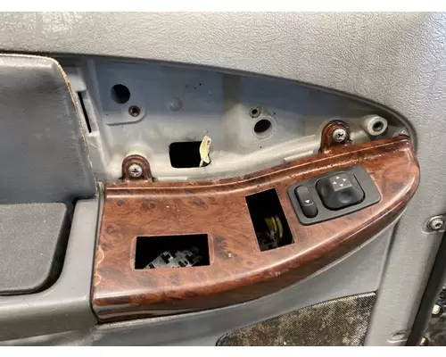 FREIGHTLINER CST 120 Door Assembly, Front