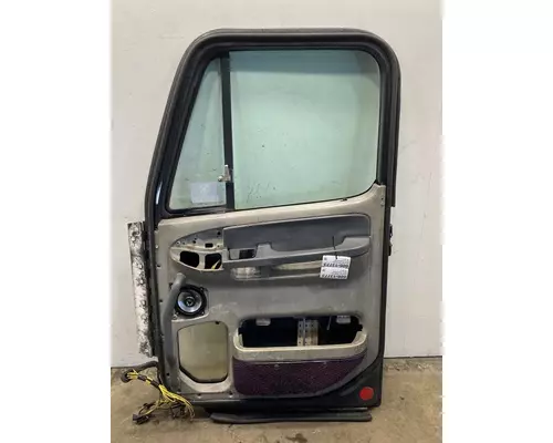 FREIGHTLINER CST 120 Door Assembly, Front