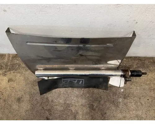 FREIGHTLINER CST 120 Fender Extension