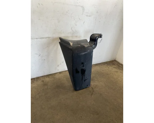 FREIGHTLINER CST 120 Fender Extension