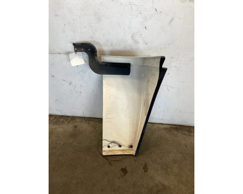FREIGHTLINER CST 120 Fender Extension