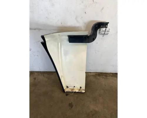 FREIGHTLINER CST 120 Fender Extension