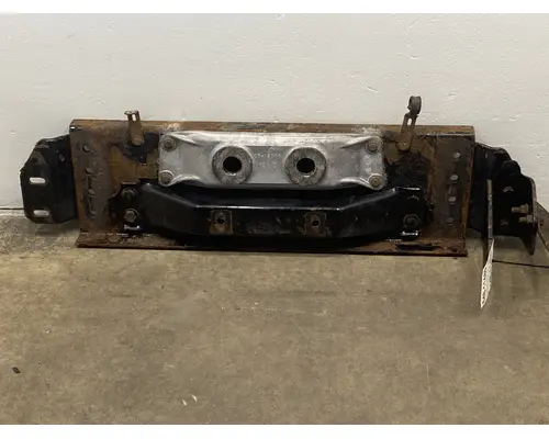 FREIGHTLINER CST 120 Frame