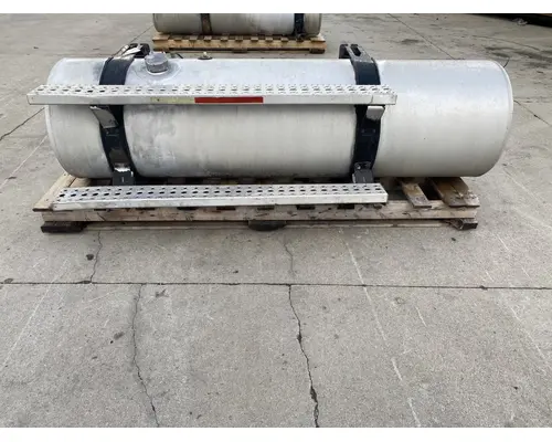 FREIGHTLINER CST 120 Fuel Tank