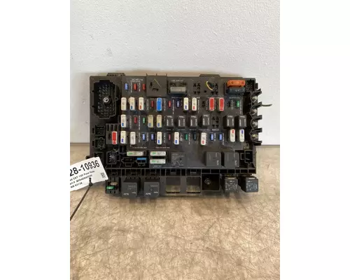 FREIGHTLINER CST 120 Fuse Panel