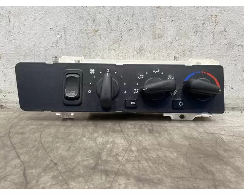 FREIGHTLINER CST 120 Heater or Air Conditioner Parts, Misc.