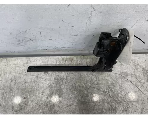 FREIGHTLINER CST 120 Hood Hinge