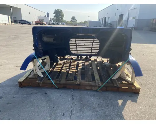 FREIGHTLINER CST 120 Hood