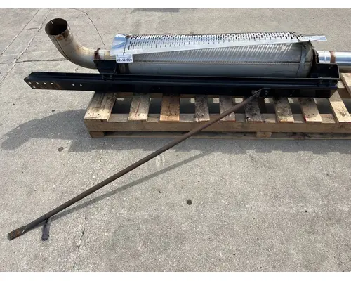 FREIGHTLINER CST 120 Muffler