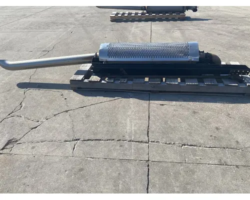 FREIGHTLINER CST 120 Muffler