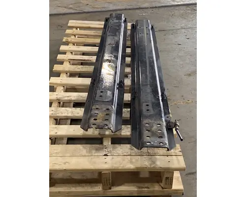 FREIGHTLINER CST 120 Muffler