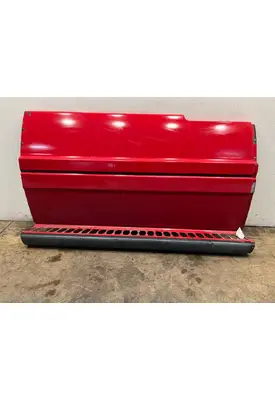 FREIGHTLINER CST 120 Side Fairing