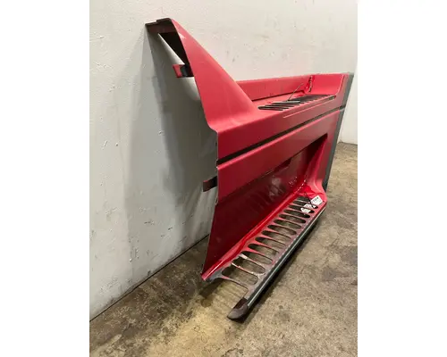 FREIGHTLINER CST 120 Side Fairing