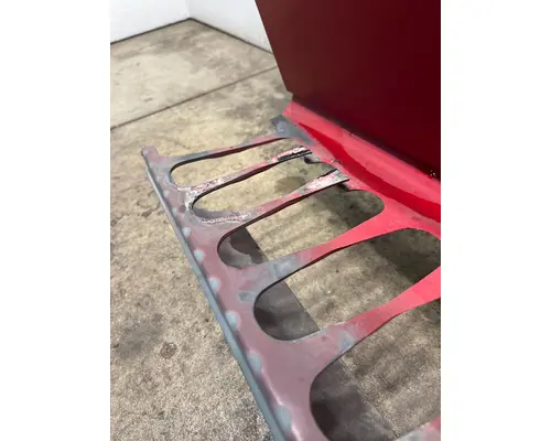 FREIGHTLINER CST 120 Side Fairing