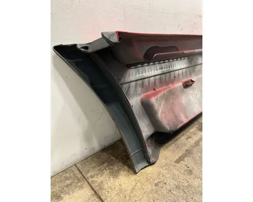 FREIGHTLINER CST 120 Side Fairing