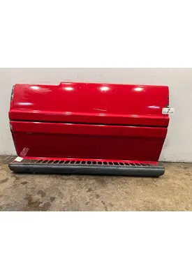 FREIGHTLINER CST 120 Side Fairing