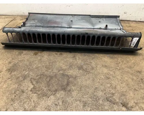 FREIGHTLINER CST 120 Side Fairing
