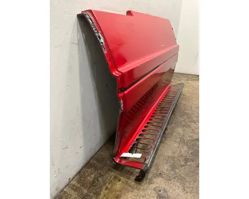 FREIGHTLINER CST 120 Side Fairing