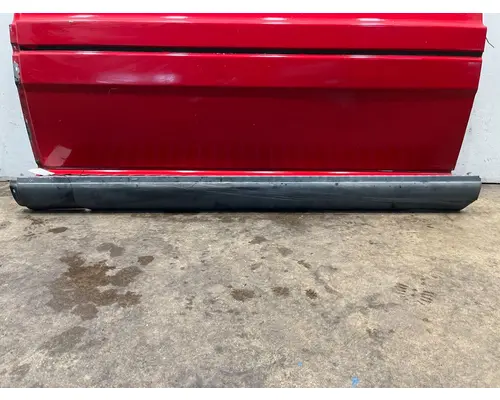 FREIGHTLINER CST 120 Side Fairing