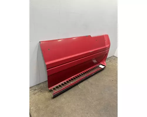 FREIGHTLINER CST 120 Side Fairing