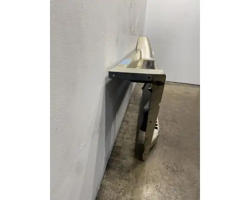 FREIGHTLINER CST 120 Side Fairing
