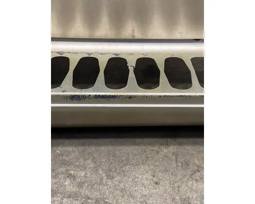 FREIGHTLINER CST 120 Side Fairing