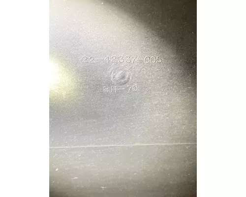 FREIGHTLINER CST 120 Side Fairing