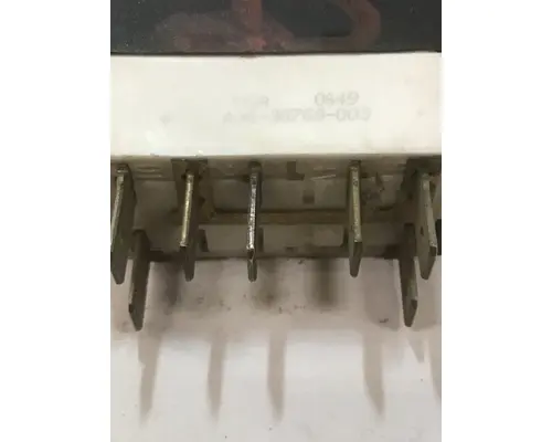 FREIGHTLINER CST120 CENTURY Dash  Console Switch