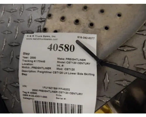 FREIGHTLINER CST120 CENTURY Step