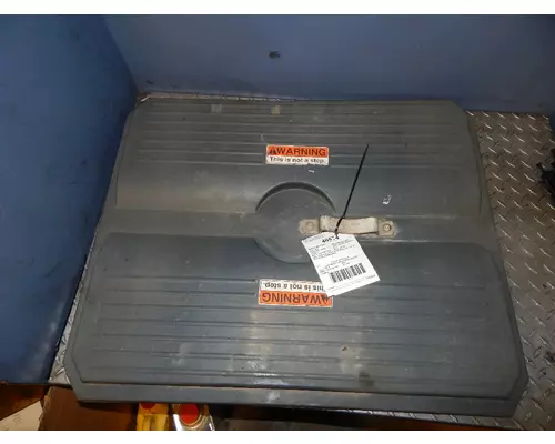 FREIGHTLINER CST120 Battery Box Cover