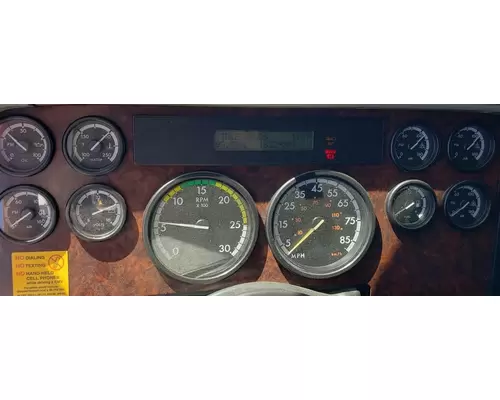 FREIGHTLINER CST120 Complete Vehicle