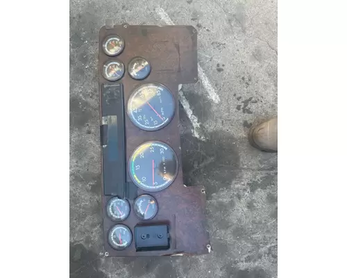 FREIGHTLINER CST120 Dash Assembly