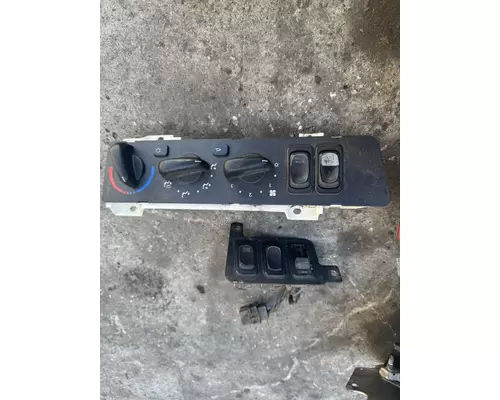 FREIGHTLINER CST120 Dash Assembly