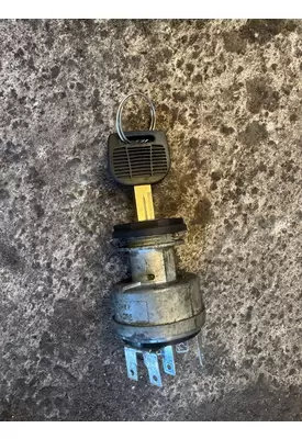 FREIGHTLINER CST120 Ignition Switch