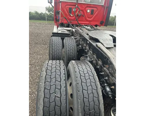 FREIGHTLINER Cascadaia 125 Day Cab Switcher Rebuilders