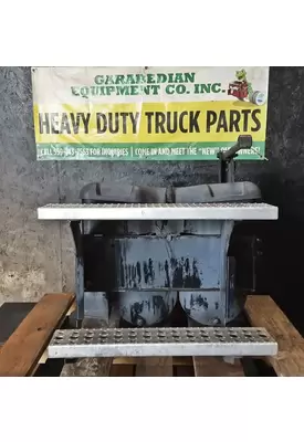 FREIGHTLINER Cascadia 113 Battery Box/Tray