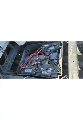 FREIGHTLINER Cascadia 113 Battery Boxes