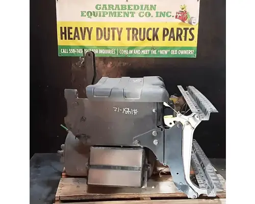 FREIGHTLINER Cascadia 113 Battery Boxes