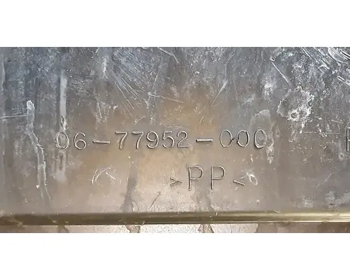 FREIGHTLINER Cascadia 113 Battery Boxes