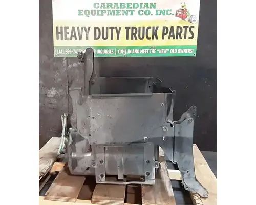 FREIGHTLINER Cascadia 113 Battery Boxes