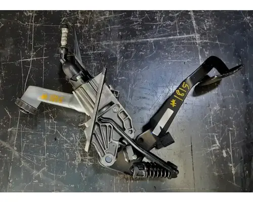 FREIGHTLINER Cascadia 113 BrakeClutch Pedal Box