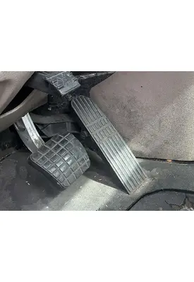 FREIGHTLINER Cascadia 113 Brake/Clutch Pedal Box